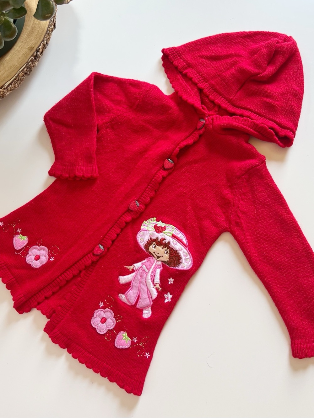 Vintage Rare Y2K 2 Piece Set Strawberry Shortcake Red Hooded Sweater & Shirt
